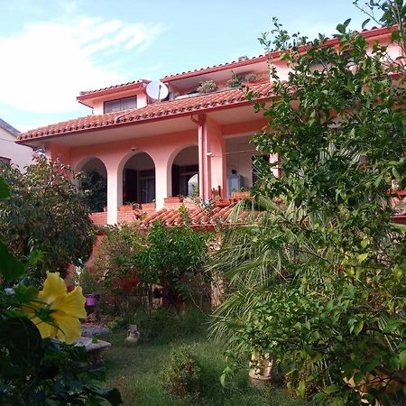 Villa Corrias Siliqua Luaran gambar