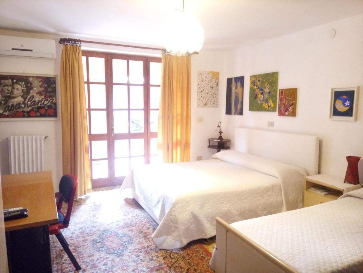 Villa Corrias Siliqua Luaran gambar