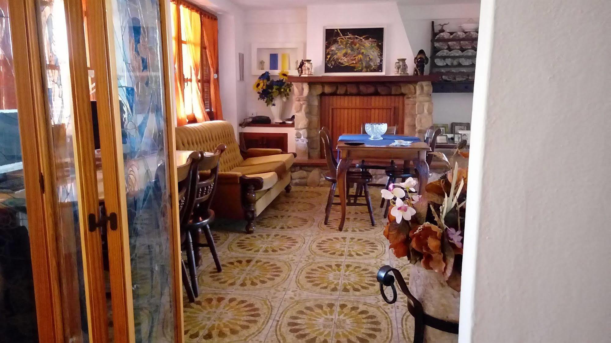 Villa Corrias Siliqua Luaran gambar