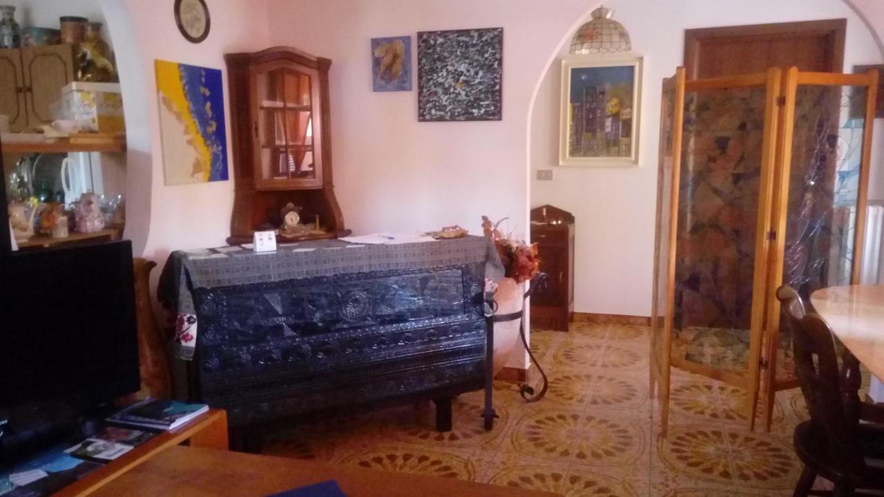Villa Corrias Siliqua Luaran gambar